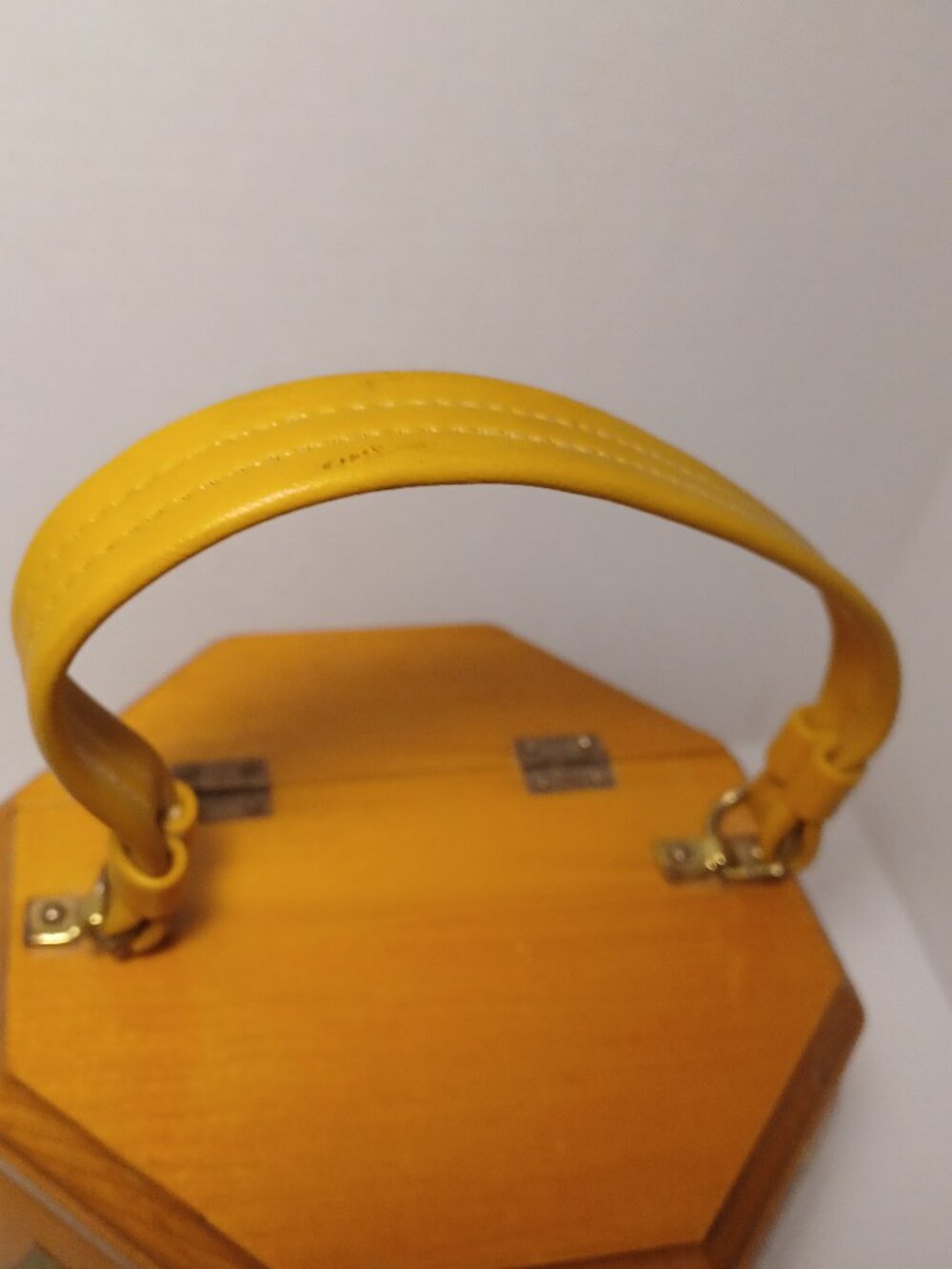 ***BLOW OUT SALE****Beautiful Wood Box Purse with Decoupage and Leather Handle - Picture 3 of 15